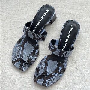 Alexander Wang Ellis Snake Print Emboss Sandals. Periwinkle/Black. Size 38. NWT.